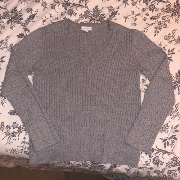 Gray V-Neck Sweater - Picture 4 of 4